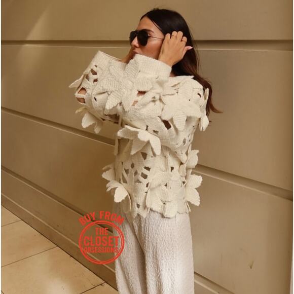 RARE!!! ZARA Cut Out Sweater NWT - Picture 1 of 16